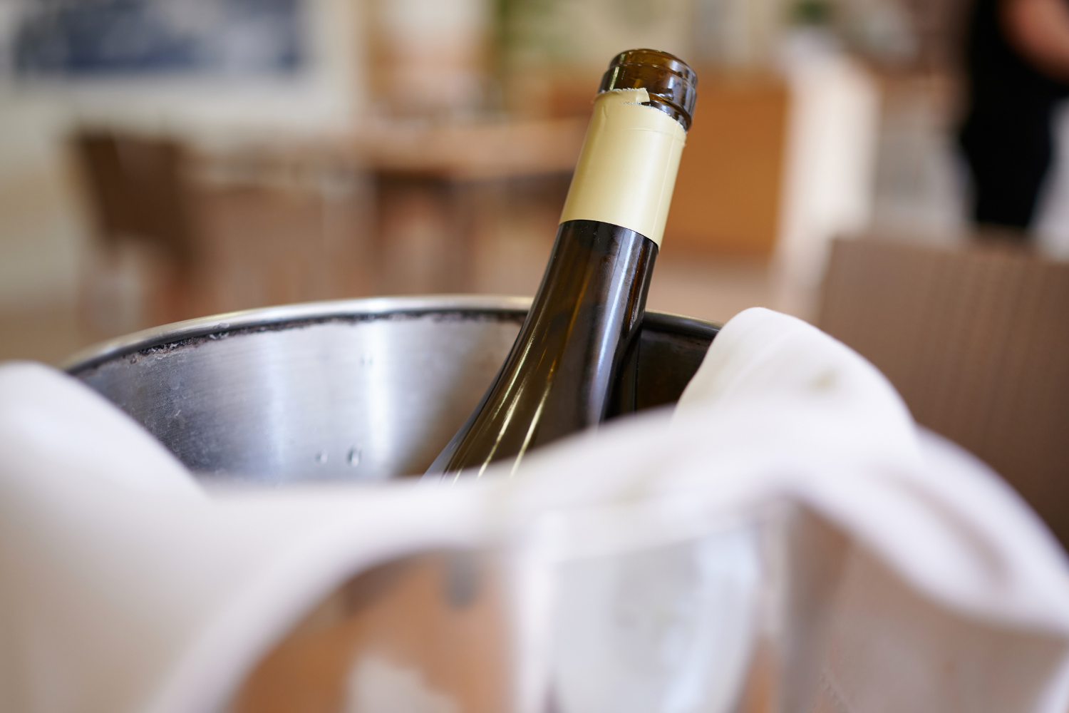 servir el vino a la temperatura adecuada